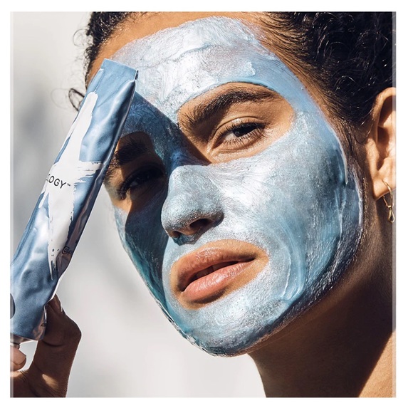 ACEOLOGY BRIGHTENING TREATMENT MASK NEW - Picture 2 of 7